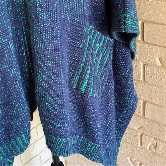 Emerson Street Peruvian Collection Notre Dame Cape - Picture 3 of 11